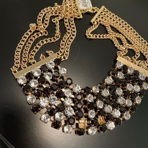 Macy’s Bib necklace, gorgeous NWT